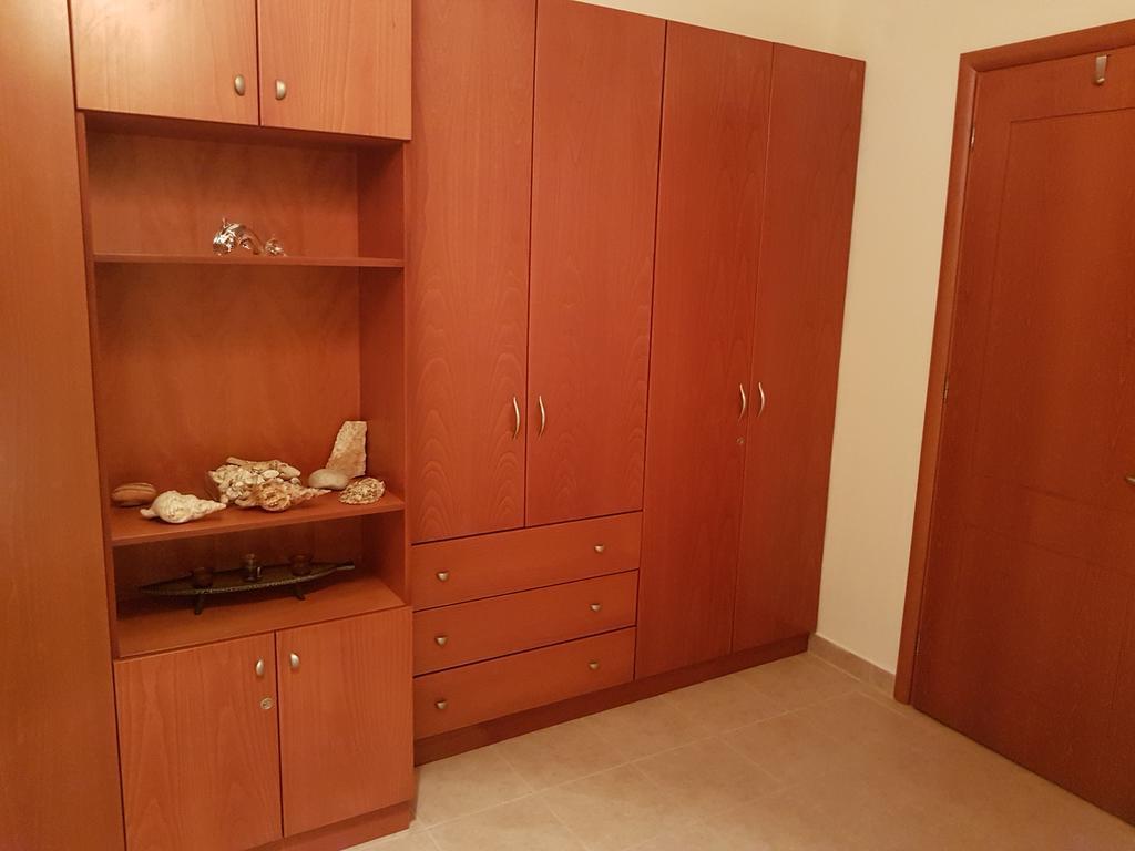 Melina'S Apartments Kalavárda Extérieur photo
