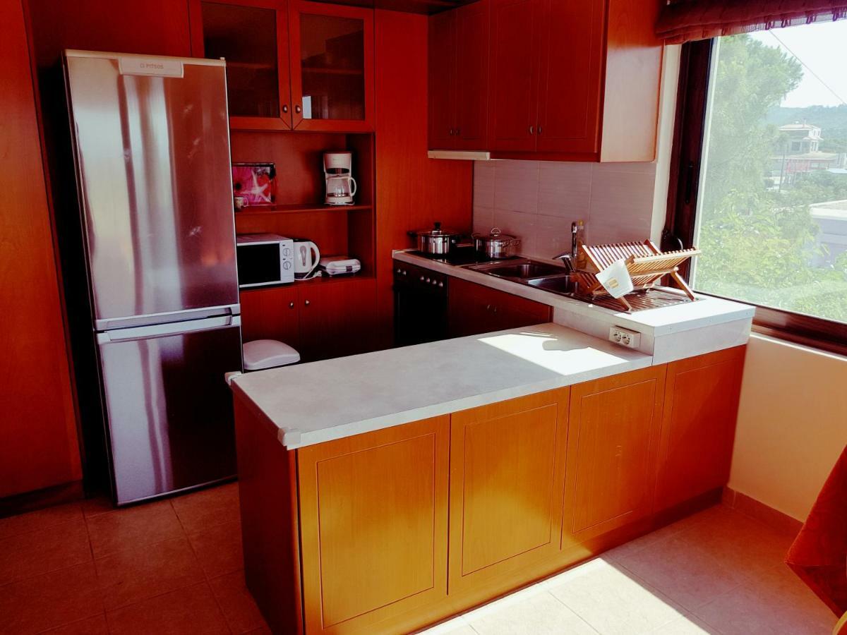 Melina'S Apartments Kalavárda Extérieur photo